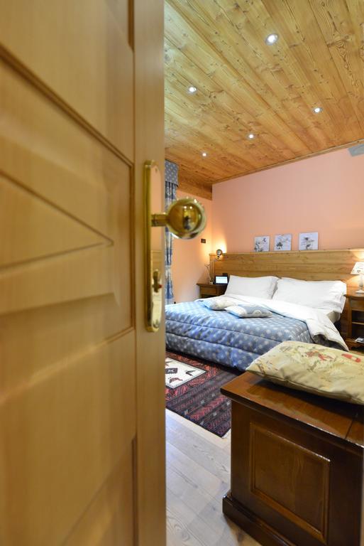Miravalle Antey-Saint-André Habitación foto